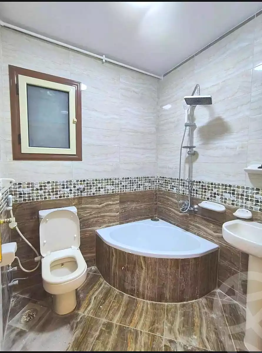https://aqarmap.com.eg/ar/listing/7051174-for-sale-alexandria-miami-khld-bn-lwlyd