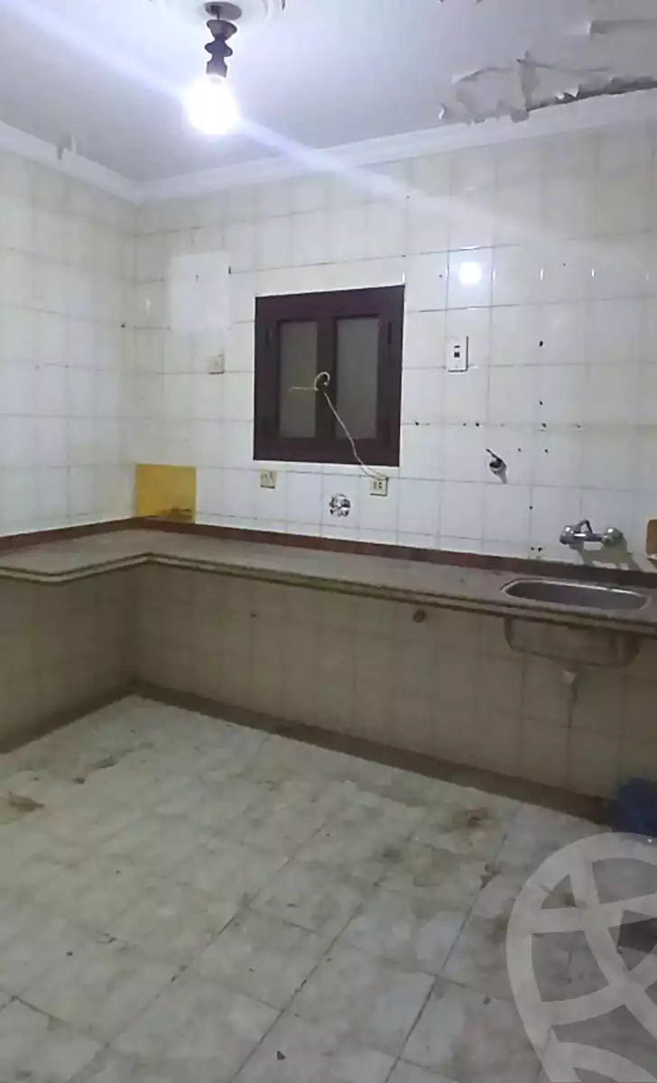 https://aqarmap.com.eg/en/listing/7051325-for-sale-alexandria-al-agamy-lbytsh-el-tayar-st