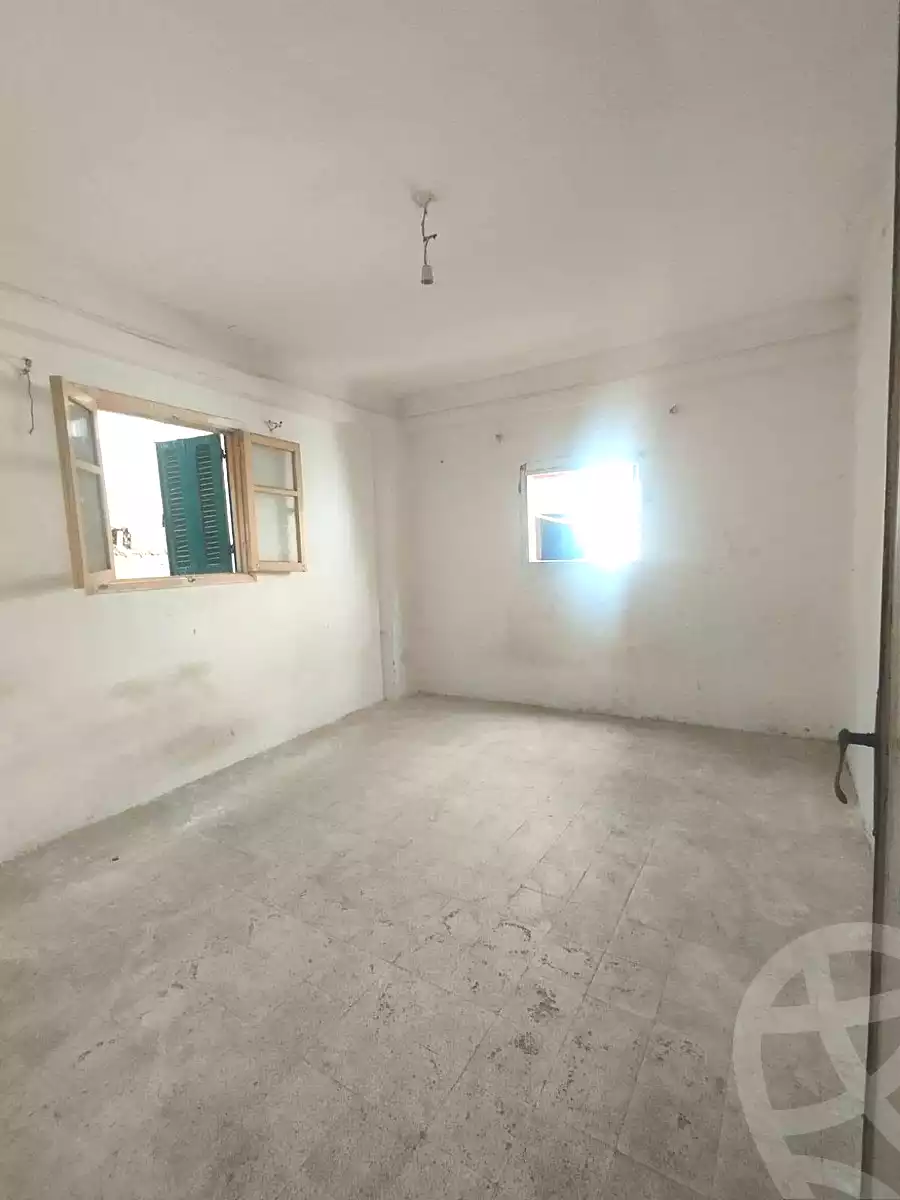 https://aqarmap.com.eg/en/listing/7051439-for-sale-alexandria-al-agamy-lbytsh-ain-shams-st