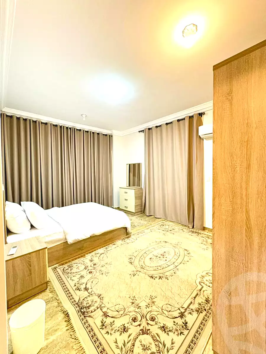https://aqarmap.com.eg/ar/listing/6663137-for-rent-cairo-new-cairo-compounds-el-mostashareen-compound