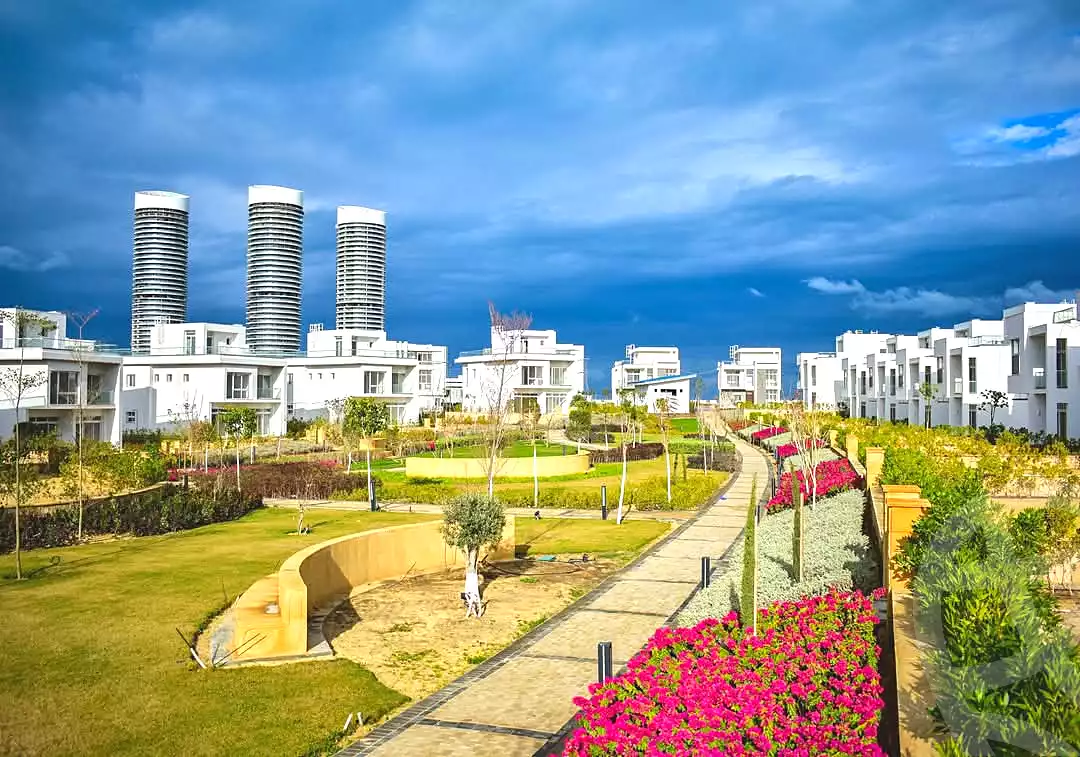 https://aqarmap.com.eg/ar/listing/7051747-for-sale-north-coast-new-alamein-mntj-t-l-lmyn-ljdyd-kmbwnd-mzryn
