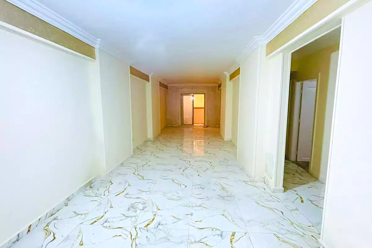 https://aqarmap.com.eg/ar/listing/7051932-for-sale-alexandria-lauran-mohammed-al-eqbal-st