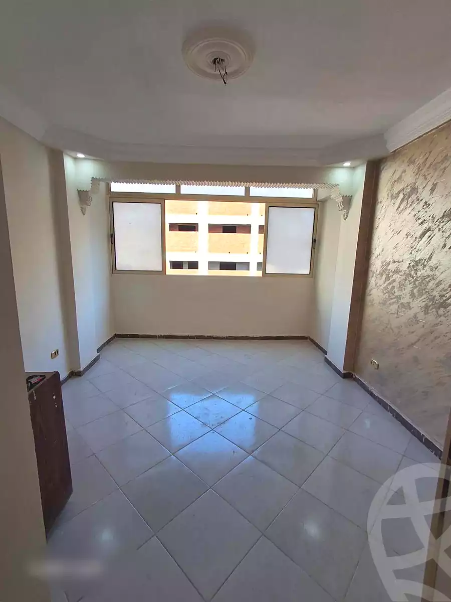https://aqarmap.com.eg/ar/listing/7052095-for-sale-alexandria-lsywf-el-falki