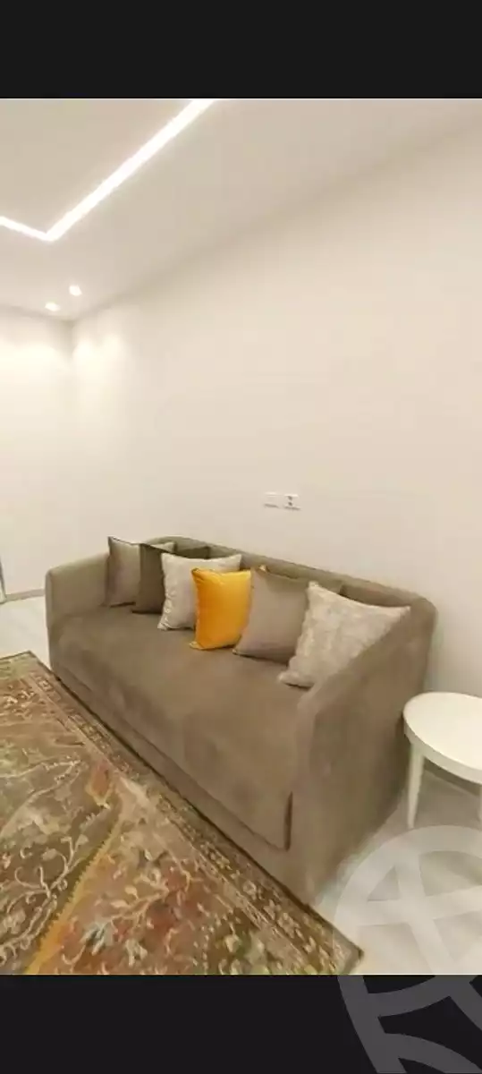 https://aqarmap.com.eg/ar/listing/7052203-for-sale-cairo-new-cairo-ganob-el-akadamiya-south-academy-z