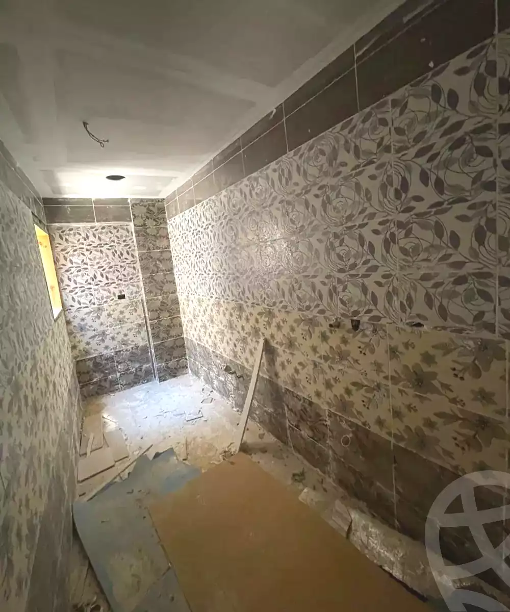 https://aqarmap.com.eg/ar/listing/7052452-for-sale-alexandria-al-agamy-el-hanouvel-radwan-st