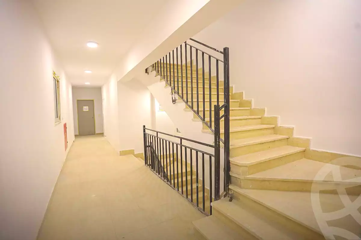 https://aqarmap.com.eg/en/listing/7052489-for-sale-cairo-new-administrative-capital-r8-tj-msr