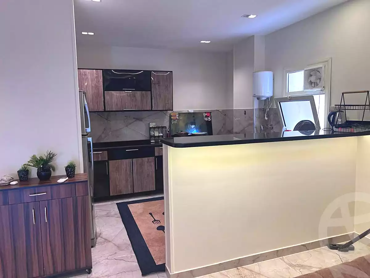 https://aqarmap.com.eg/ar/listing/7052552-for-rent-cairo-new-cairo-south-investors-mohammed-nagib-axis-st