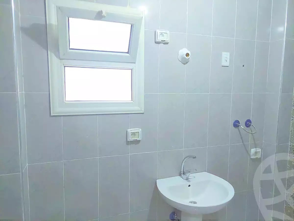 https://aqarmap.com.eg/ar/listing/7052633-for-rent-cairo-6th-of-october-hadaeq-october-compounds-valley-towers