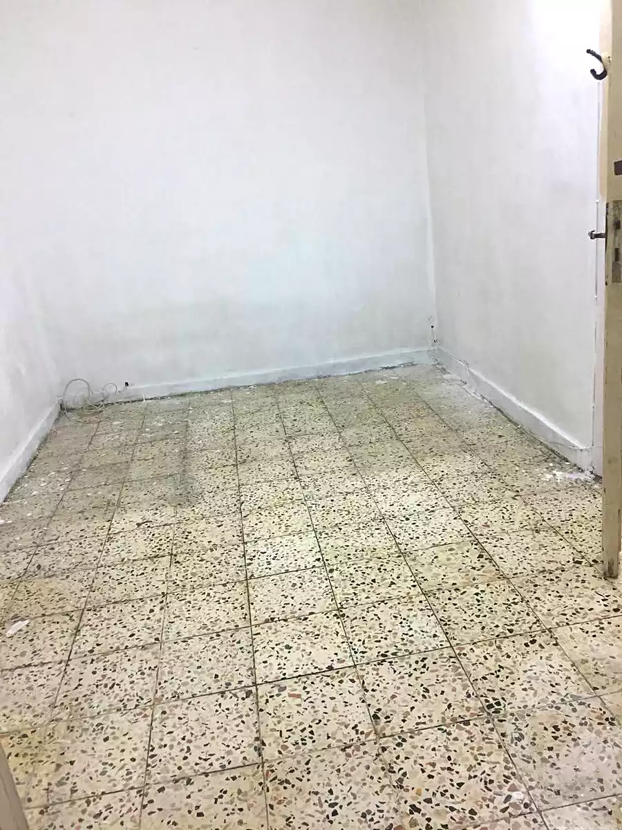 https://aqarmap.com.eg/ar/listing/7052783-for-sale-cairo-ain-shams-ain-shams-el-sharkia-genenat-el-sherif-st