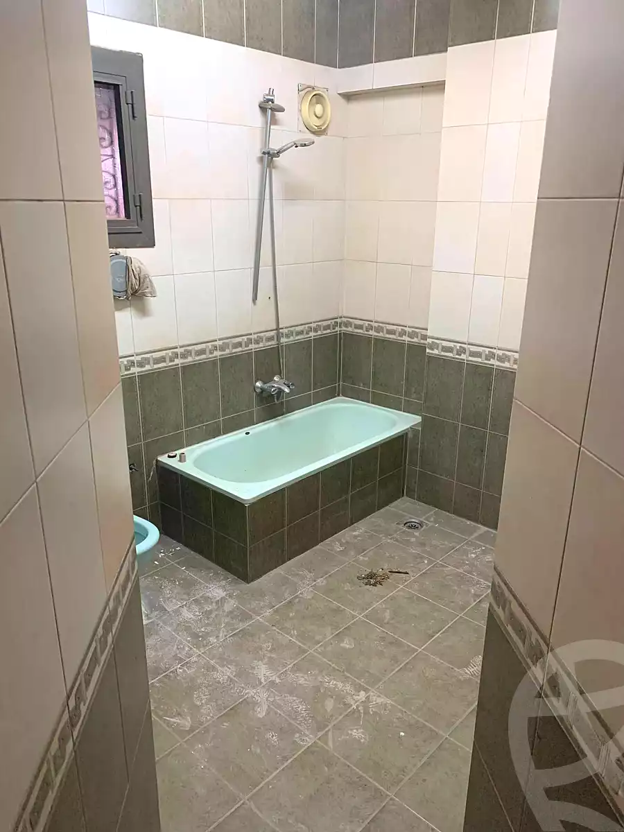 https://aqarmap.com.eg/en/listing/7052830-for-rent-cairo-helwan-helwan-el-sharkeya-thabit-basha-st