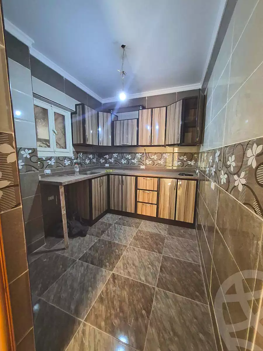 https://aqarmap.com.eg/en/listing/7052903-for-sale-alexandria-lsywf-gamila-abu-herid-st