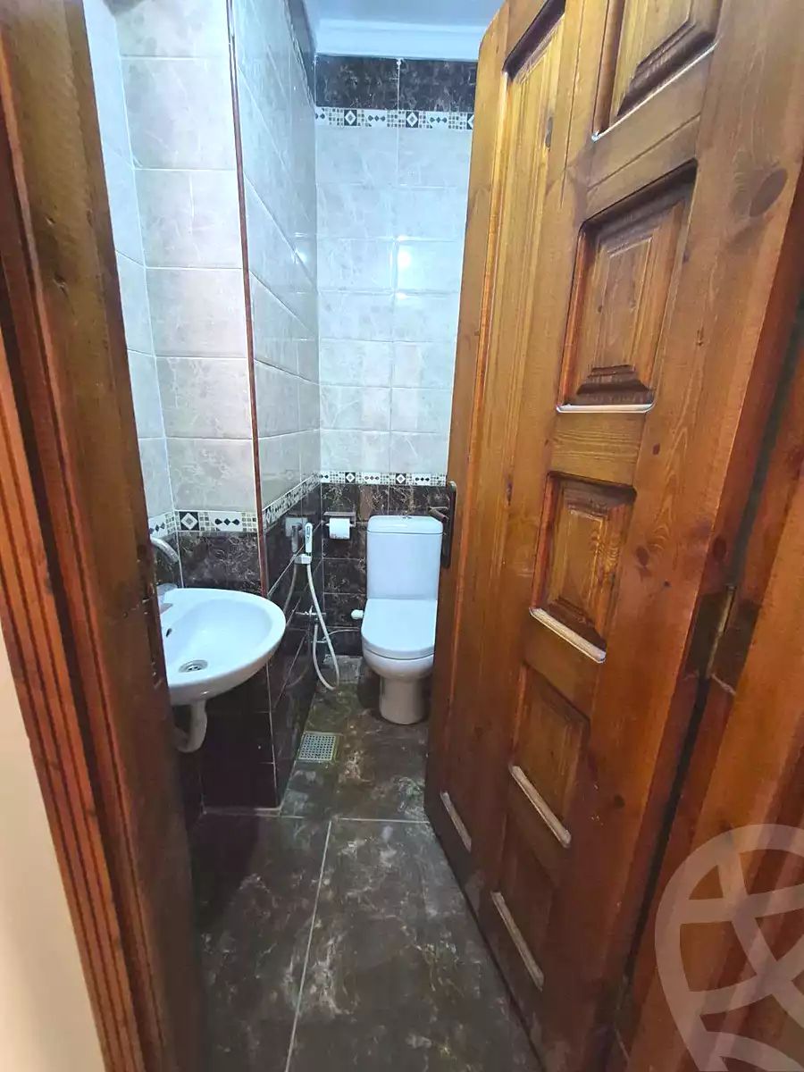 https://aqarmap.com.eg/en/listing/7052903-for-sale-alexandria-lsywf-gamila-abu-herid-st