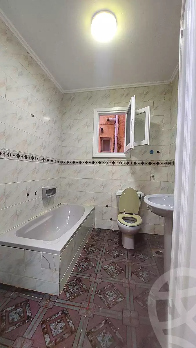https://aqarmap.com.eg/ar/listing/7052983-for-sale-alexandria-al-agamy