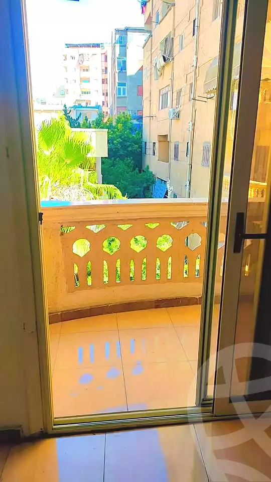https://aqarmap.com.eg/ar/listing/7053049-for-sale-alexandria-al-agamy-lbytsh-mohamed-el-fardi-st