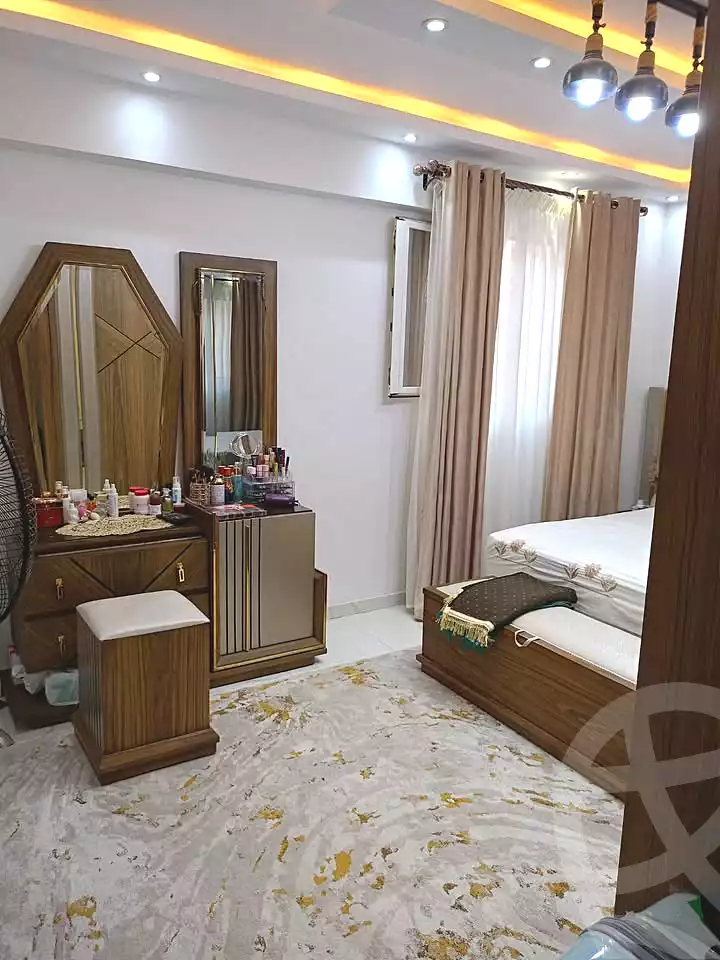 https://aqarmap.com.eg/ar/listing/7053079-for-sale-alexandria-bw-qyr-street-16