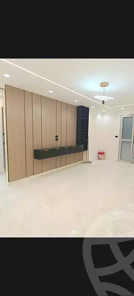 https://aqarmap.com.eg/ar/listing/7053214-for-sale-cairo-elnozha-Streettt-27