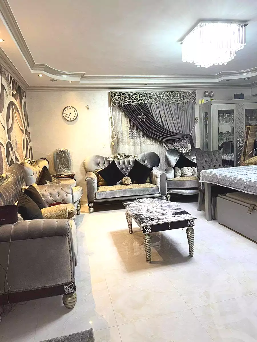 https://aqarmap.com.eg/ar/listing/7053411-for-sale-cairo-ain-shams-ain-shams-el-sharkia