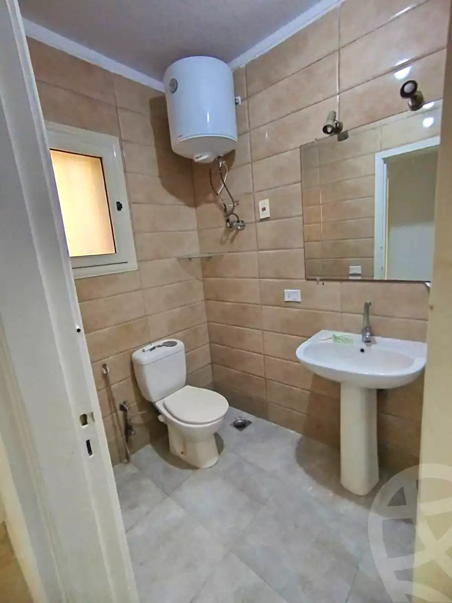 https://aqarmap.com.eg/ar/listing/7053585-for-sale-alexandria-al-agamy-lbytsh-el-hanafeya-st