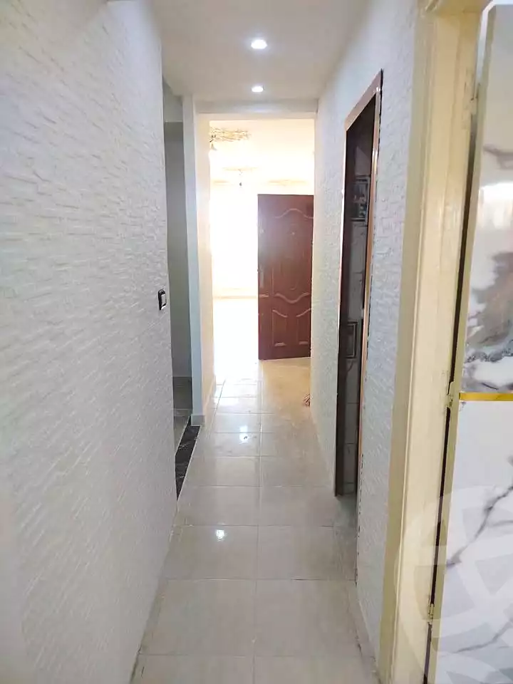https://aqarmap.com.eg/ar/listing/7053606-for-sale-alexandria-el-asafra-shr-45