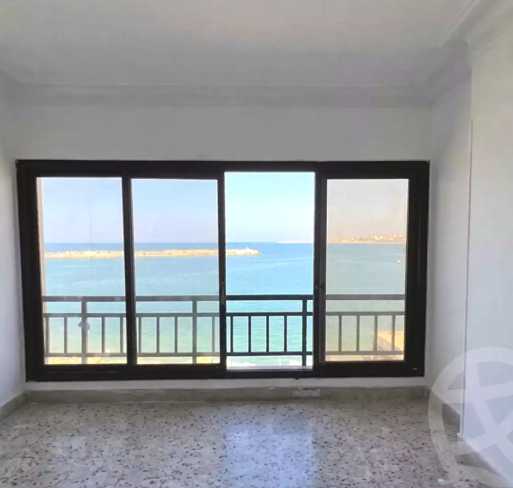 https://aqarmap.com.eg/ar/listing/7053863-for-sale-alexandria-sydy-bshr-tryq-ljysh
