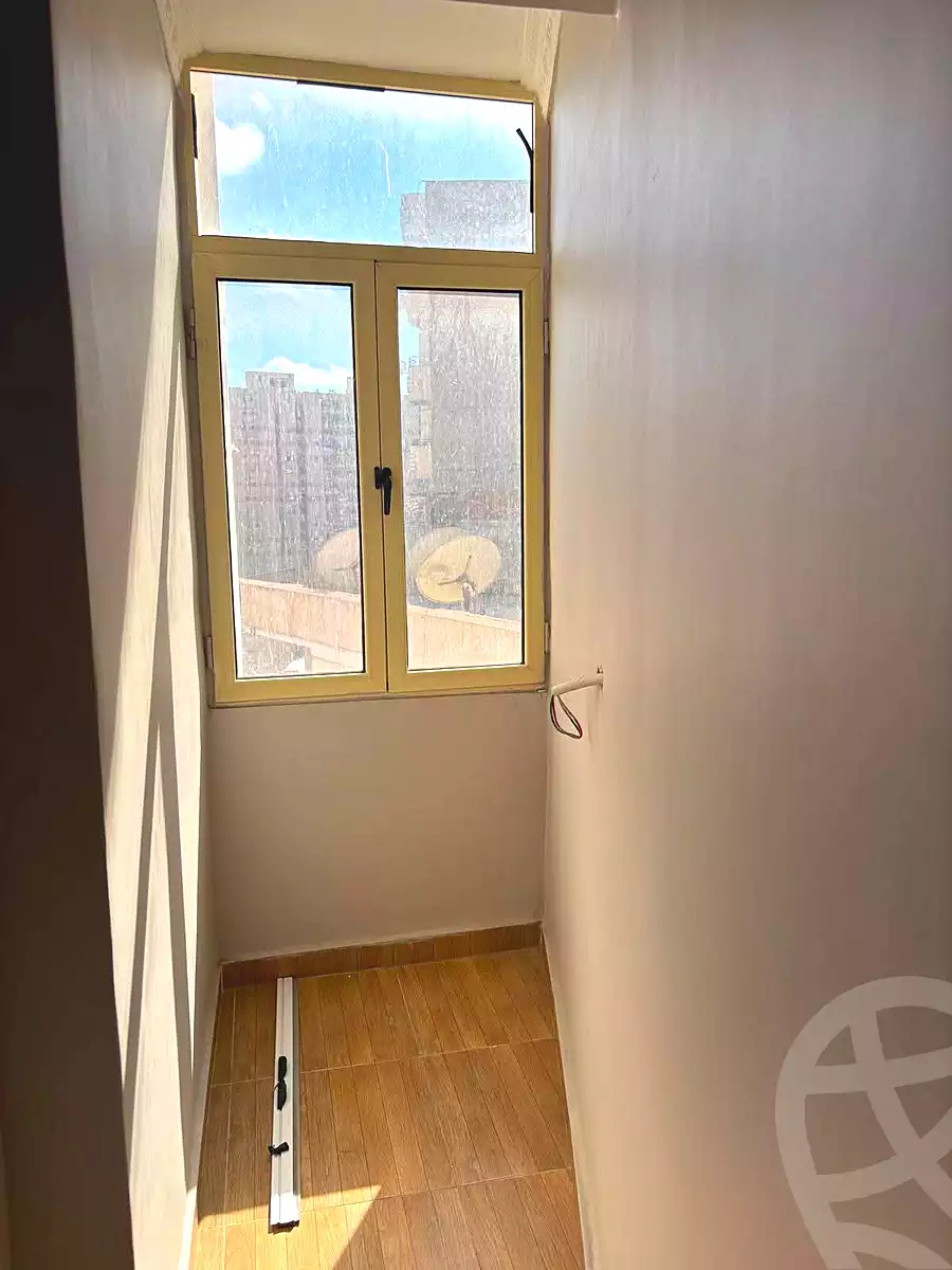 https://aqarmap.com.eg/en/listing/7054430-for-sale-alexandria-moharram-bey-kanal-al-mahmoudeya-al-bahri-st