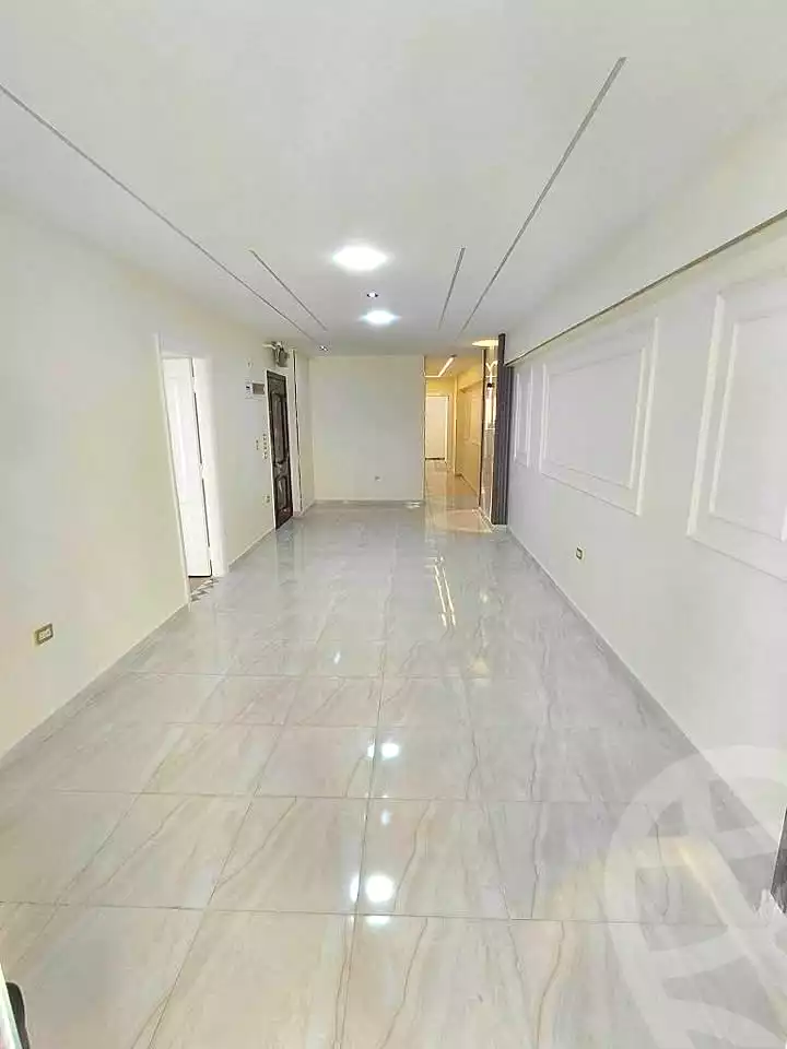 https://aqarmap.com.eg/ar/listing/7054522-for-sale-alexandria-miami-khld-bn-lwlyd