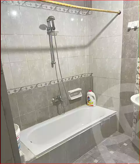 https://aqarmap.com.eg/en/listing/7054567-for-rent-cairo-helwan-el-ezba-el-qebliah-ragheb-st