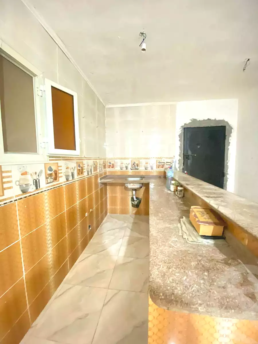 https://aqarmap.com.eg/ar/listing/7054583-for-rent-alexandria-al-agamy-lbytsh-bianchiii