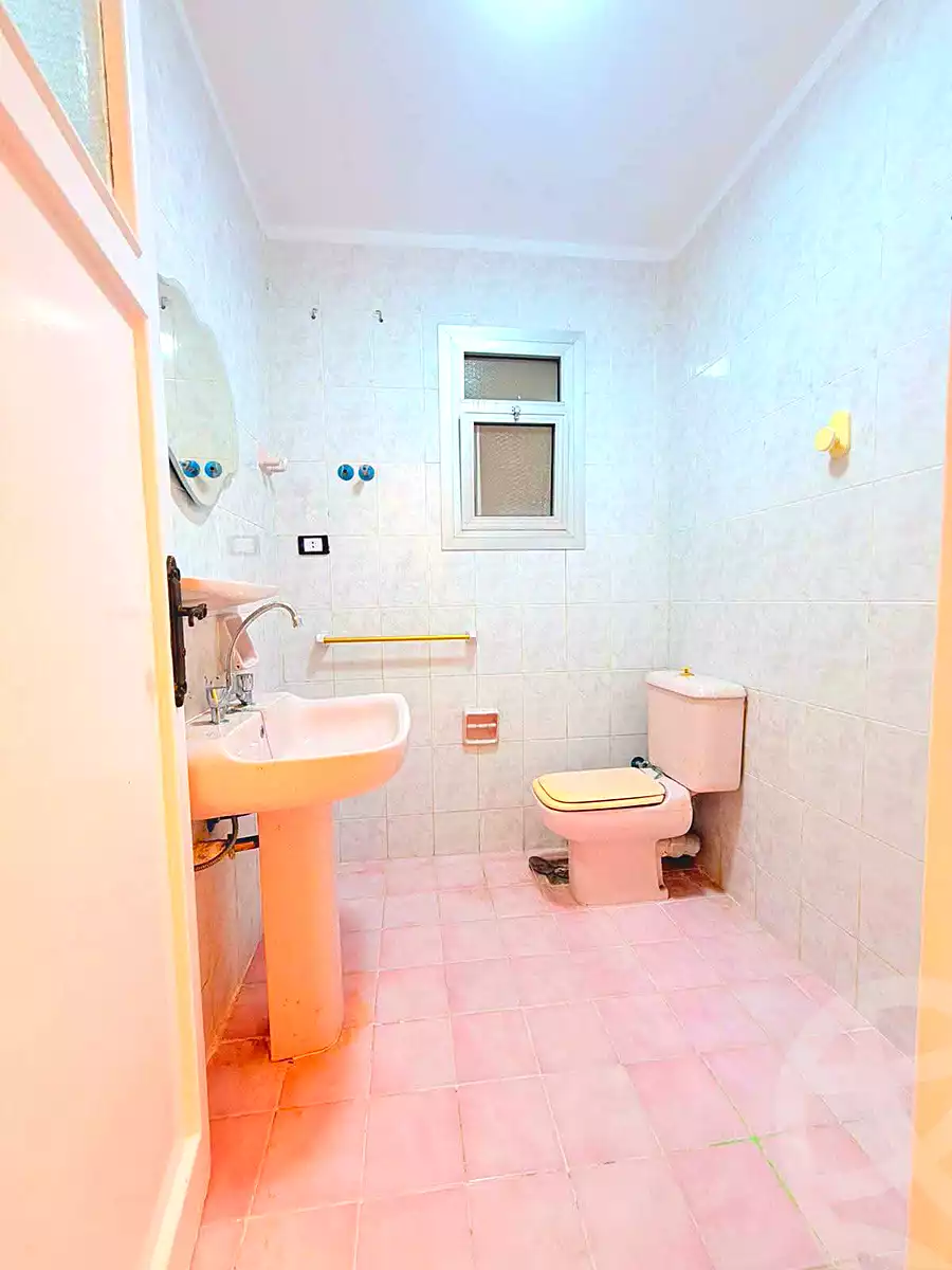 https://aqarmap.com.eg/en/listing/7054750-for-sale-alexandria-al-agamy-shataa-el-nakheel