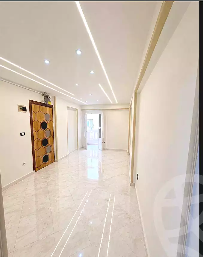 https://aqarmap.com.eg/en/listing/7054986-for-sale-alexandria-lsywf-el-falki