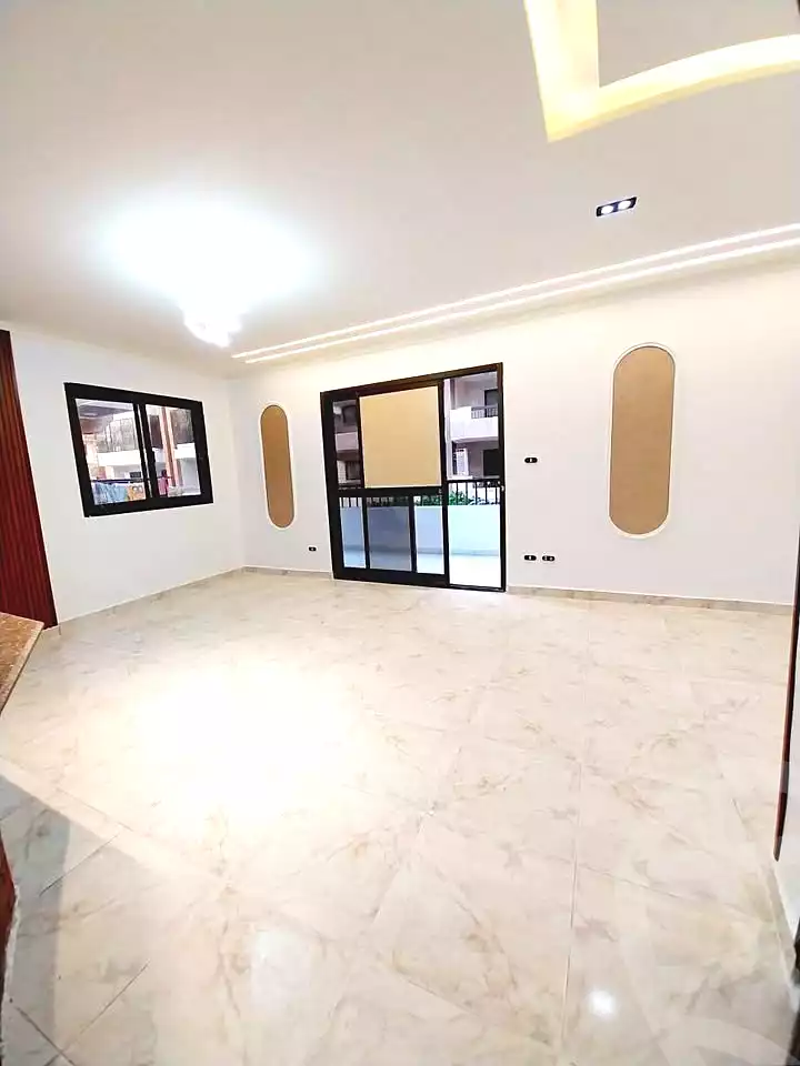 https://aqarmap.com.eg/ar/listing/7055092-for-sale-alexandria-al-agamy-shataa-el-nakheel