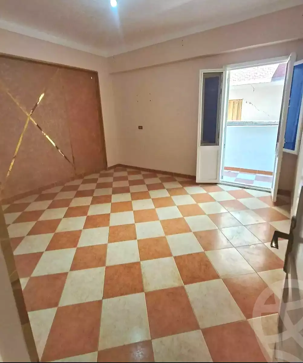 https://aqarmap.com.eg/en/listing/7055314-for-sale-alexandria-lsywf-el-falki