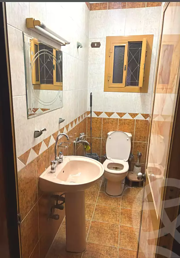 https://aqarmap.com.eg/ar/listing/7055629-for-sale-cairo-helwan-helwan-el-sharkeya-abd-el-rahman-pasha-st
