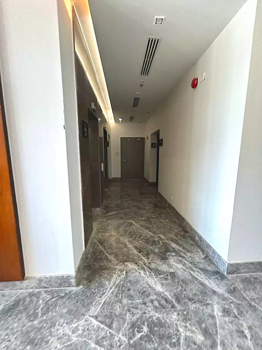 https://aqarmap.com.eg/ar/listing/7055652-for-sale-cairo-new-cairo-compounds-district-5-the-plateau-district-5