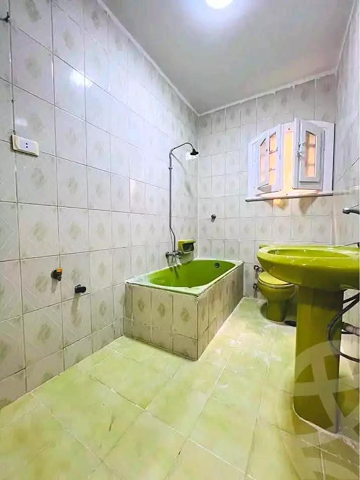 https://aqarmap.com.eg/ar/listing/7055728-for-sale-alexandria-al-agamy-shataa-el-nakheel