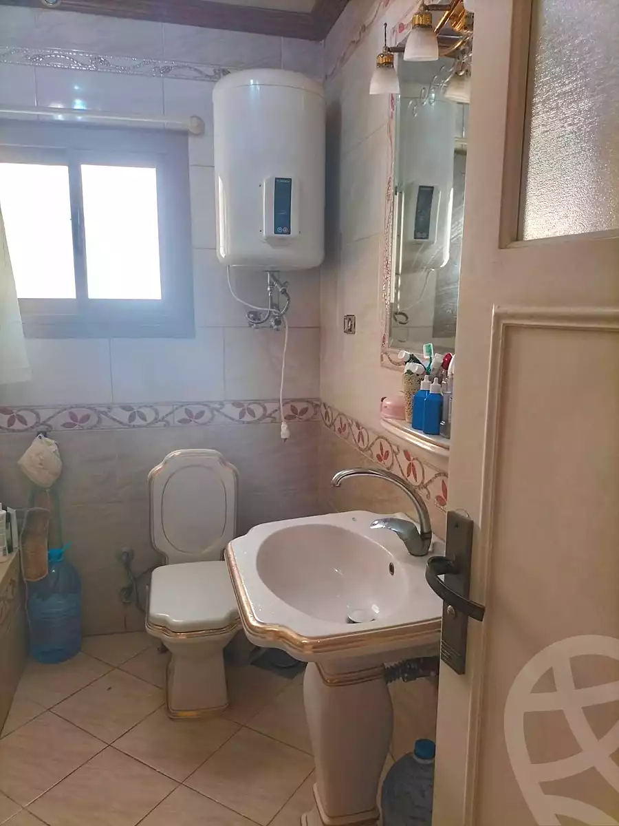 https://aqarmap.com.eg/ar/listing/7055828-for-sale-alexandria-al-agamy-el-hanouvel-el-zahraa-city-st