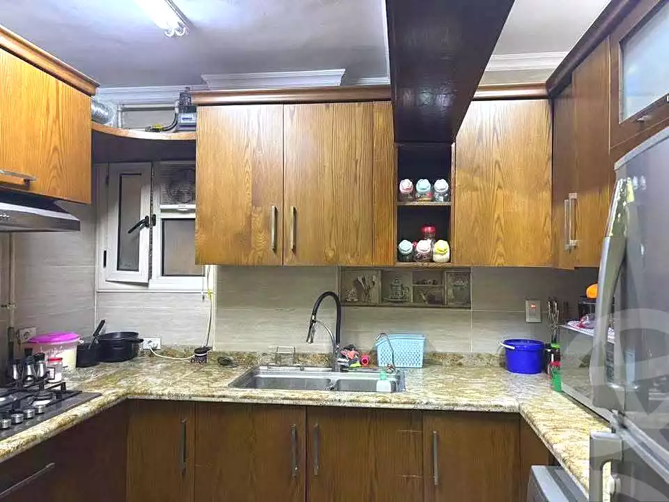 https://aqarmap.com.eg/ar/listing/7055873-for-sale-cairo-helwan-helwan-el-sharkeya-zaki-hawas-st
