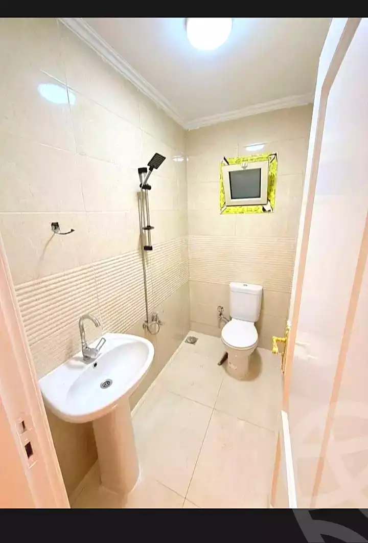 https://aqarmap.com.eg/ar/listing/7055856-for-sale-alexandria-miami-45-street