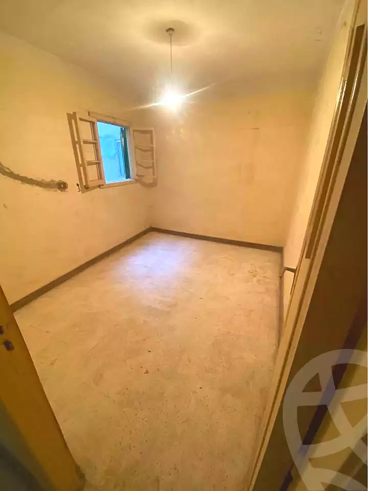 https://aqarmap.com.eg/ar/listing/7055926-for-sale-alexandria-ganaklis