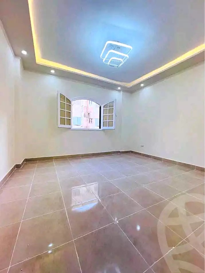 https://aqarmap.com.eg/ar/listing/7055945-for-sale-alexandria-al-agamy-shataa-el-nakheel