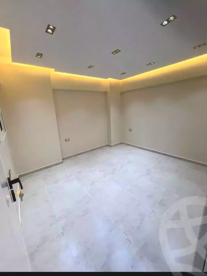 https://aqarmap.com.eg/en/listing/7055941-for-sale-alexandria-al-agamy-el-hanouvel-kasr-al-quiri-st-1