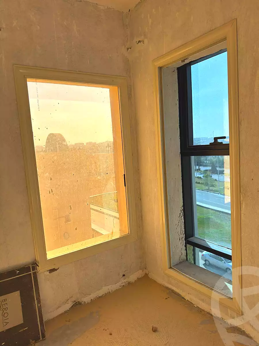 https://aqarmap.com.eg/en/listing/7056050-for-sale-cairo-new-cairo-ganob-el-akadamiya-south-academy-b-taha-hussein-st