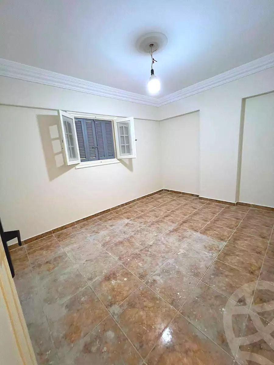 https://aqarmap.com.eg/ar/listing/7056494-for-sale-alexandria-fyktwry-shr-jml-bd-lnsr