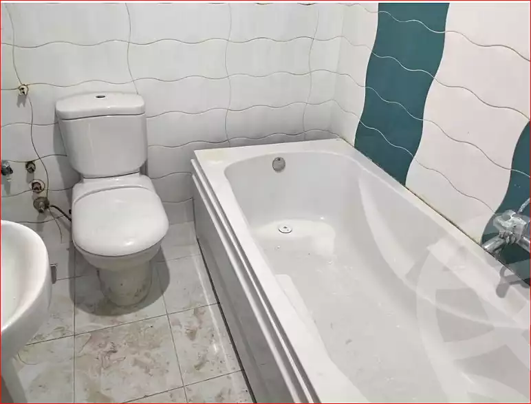 https://aqarmap.com.eg/ar/listing/7056549-for-sale-cairo-helwan-helwan-el-sharkeya-ismael-kamel-st