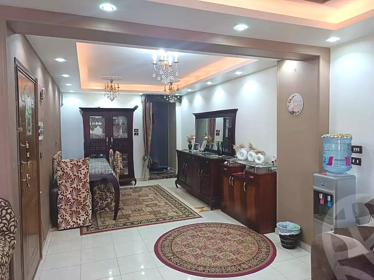 https://aqarmap.com.eg/en/listing/7056565-for-sale-cairo-helwan-helwan-el-sharkeya-zaki-hawas-st