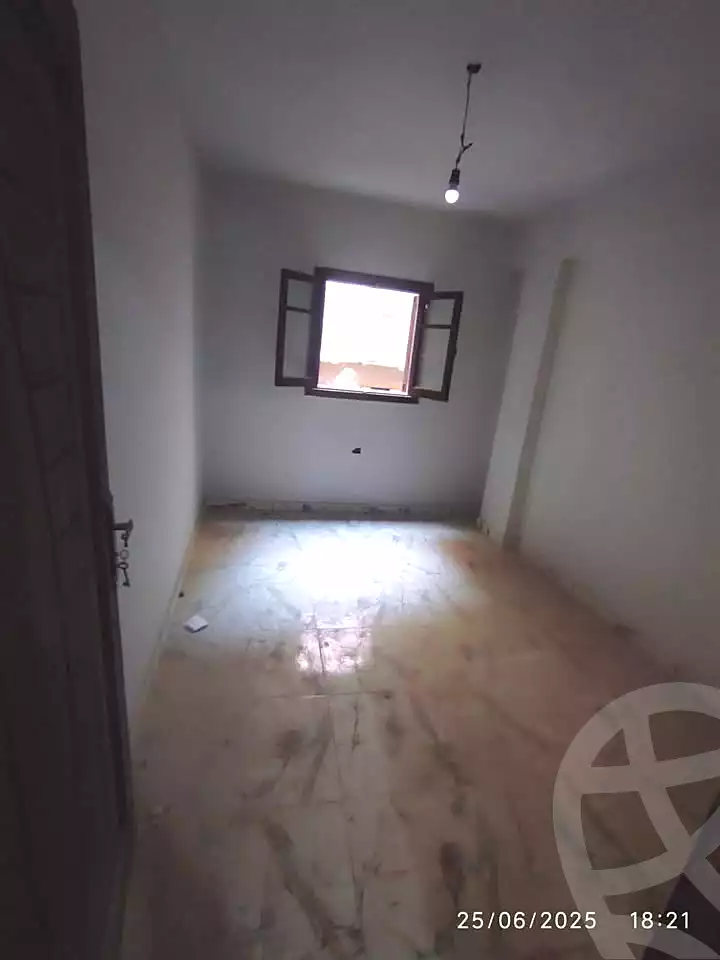 https://aqarmap.com.eg/ar/listing/7056588-for-sale-alexandria-el-asafra-l-sfr-qbly-street-30