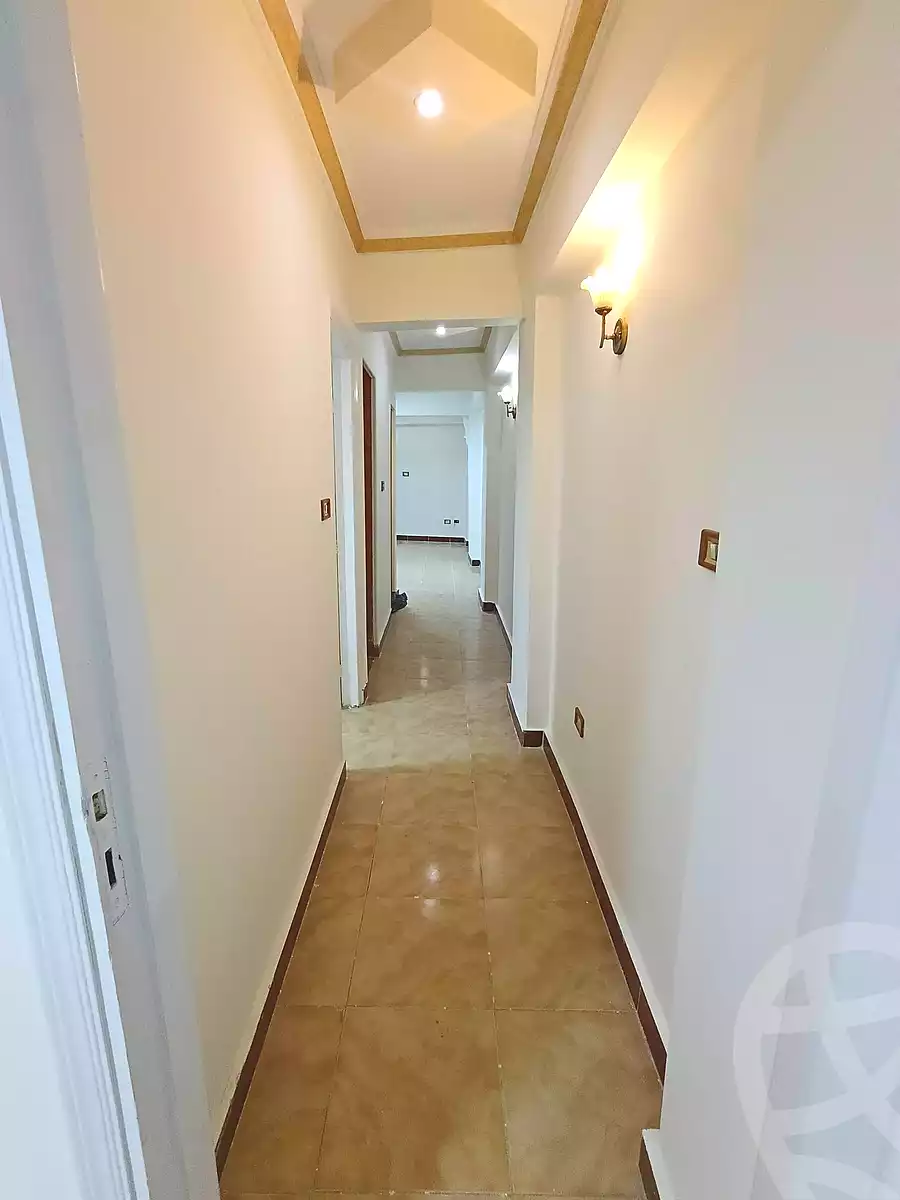 https://aqarmap.com.eg/ar/listing/7056747-for-sale-alexandria-lsywf-el-falki