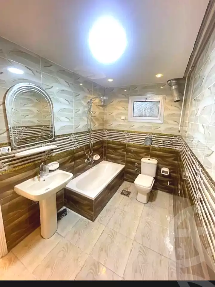 https://aqarmap.com.eg/ar/listing/7056783-for-sale-alexandria-miami-shr-jml-bd-lnsr