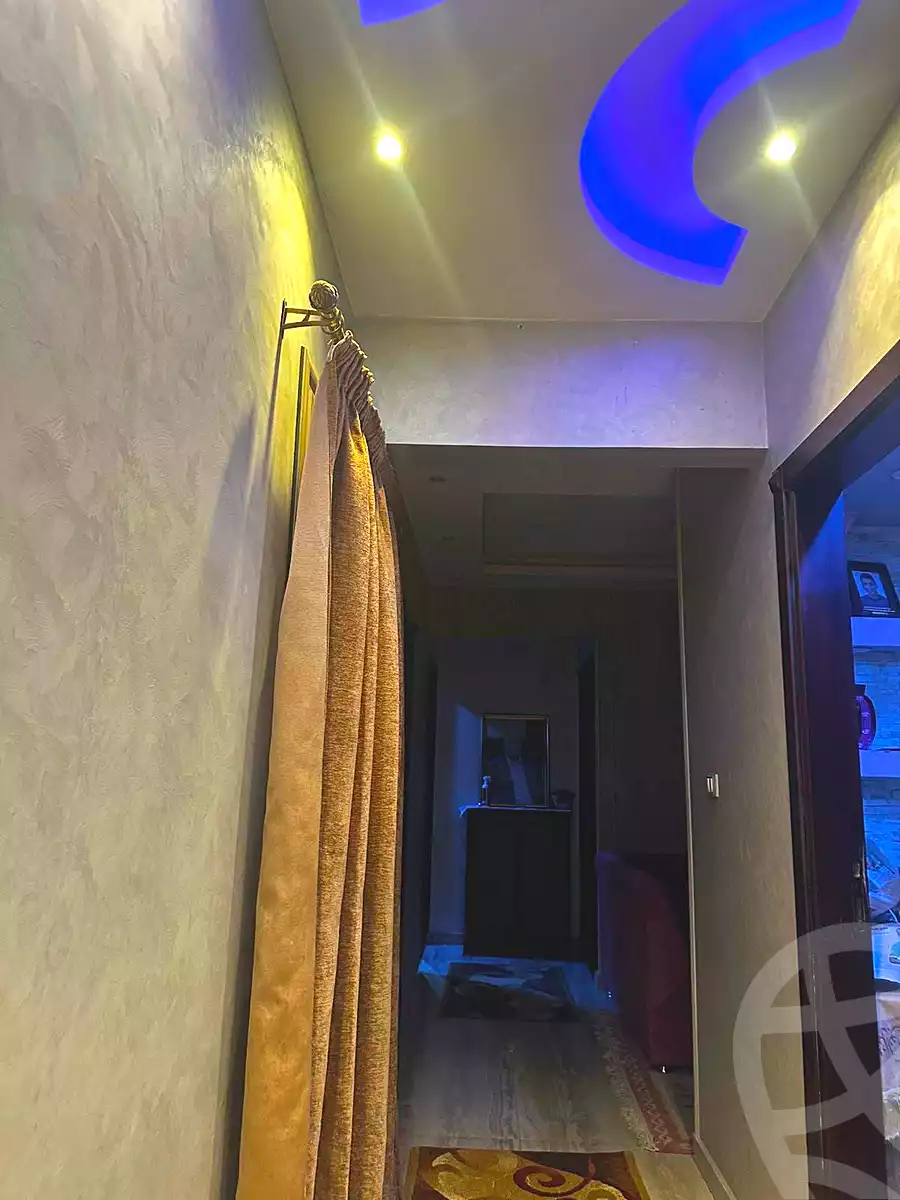 https://aqarmap.com.eg/en/listing/7056819-for-sale-cairo-helwan-helwan-el-sharkeya-heidar-st