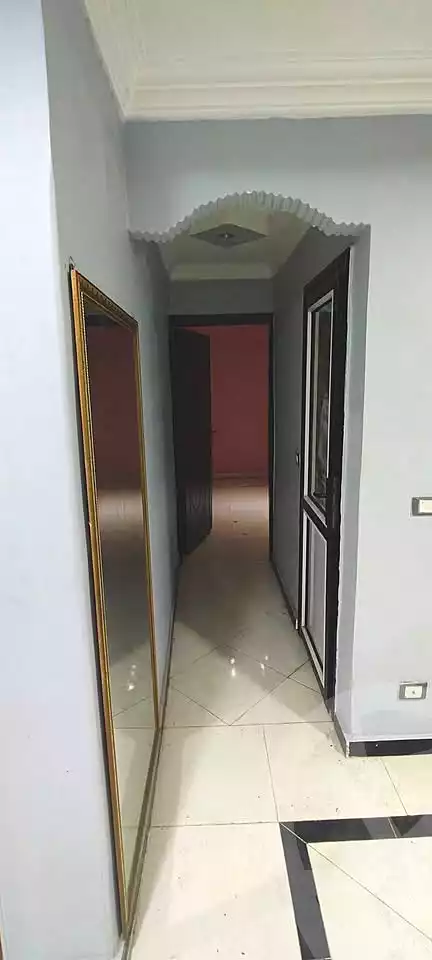 https://aqarmap.com.eg/ar/listing/7056952-for-sale-alexandria-el-asafra-shr-45